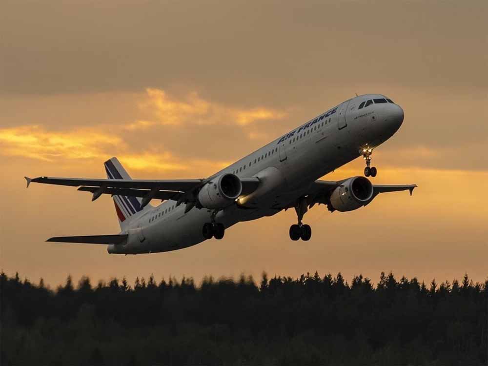 मुख्यमंत्री की अध्यक्षता में हुई कैबिनेट में एविएशन फ्यूल पर घटाया वैट, फ्लाइट टिकट सस्ते होंगे