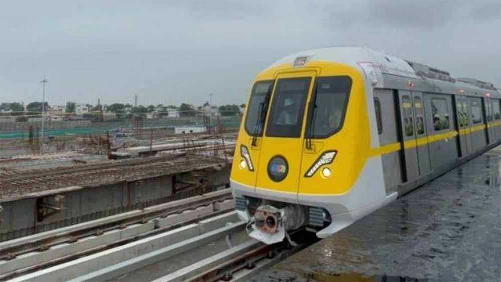 इंदौर मेट्रो में सफर के लिए यात्रियों को सफर के लिए देना होगा 15 रुपये किराया