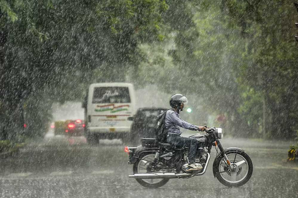 दिल्ली से लेकर मुंबई तक मई में मिली ठंडक, 1901 के बाद सबसे ज्यादा हुई बारिश