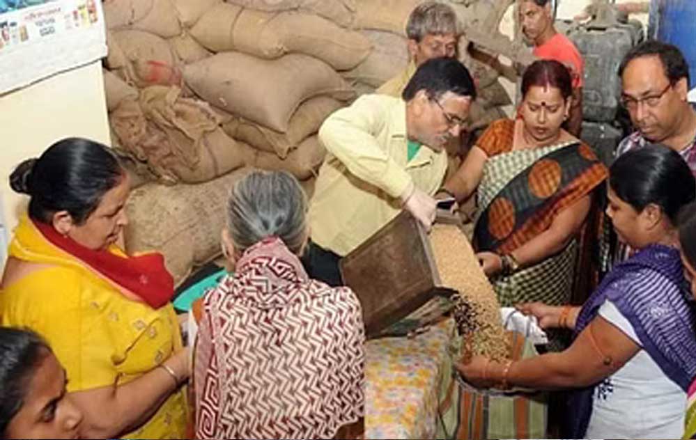 पात्र हितग्राहियों को प्रति माह 2.90 लाख मीट्रिक टन नि:शुल्क खाद्यान्न वितरण