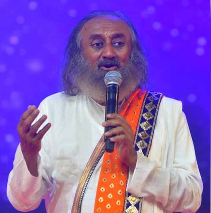 केंद्र में पिछले 11 साल से सत्तासीन एनडीए सरकार की कई उपलब्धियां रही: श्री श्री रविशंकर