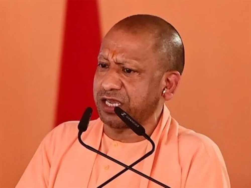 सीएम योगी ने कहा- पहले आजमगढ़ पहचान के संकट से जूझता था, लेकिन आज यह अदम्य साहस का गढ़ बन चुका है