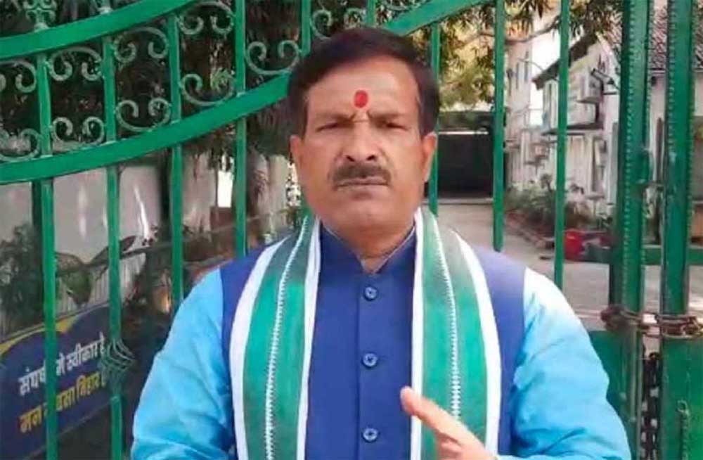 नीतीश कुमार करते हैं तेजस्वी की नकल: RJD नेता मृत्युंजय तिवारी का तंज