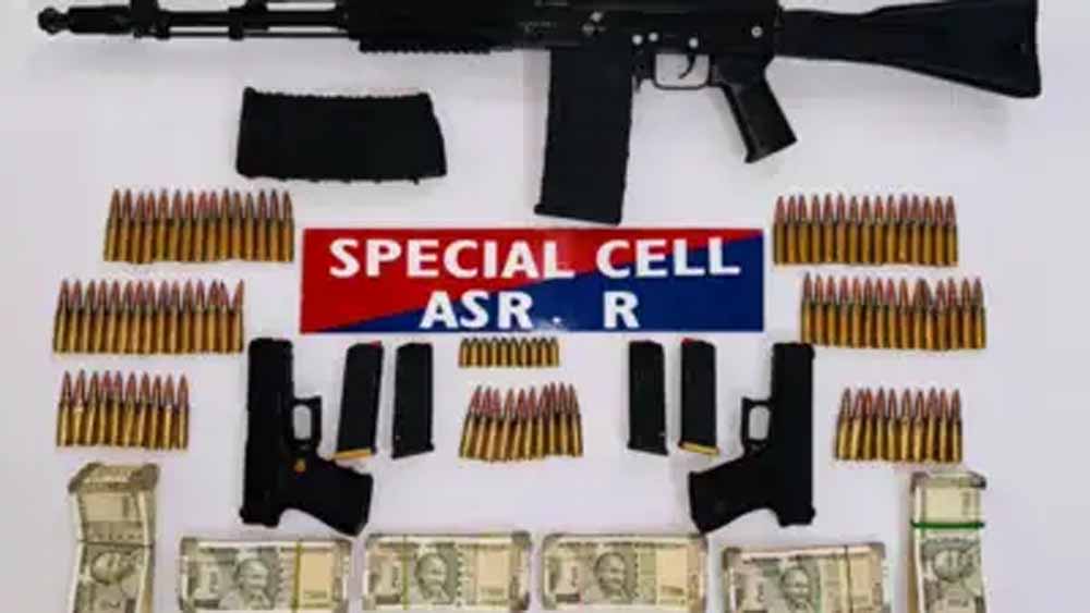 पंजाब पुलिस ने आईएसआई समर्थित हथियार और ड्रग तस्करी नेटवर्क का किया भंडाफोड़, 5 गिरफ्तार