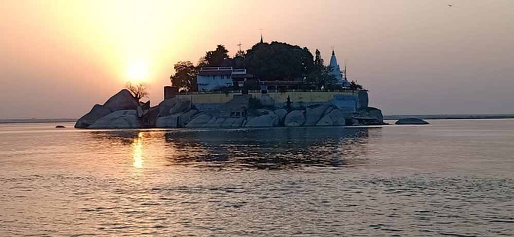 गंगा की पहाड़ियों और महमूद शाह का मकबरा बनेंगे पर्यटन हब, निदेशालय ने मांगी रिपोर्ट