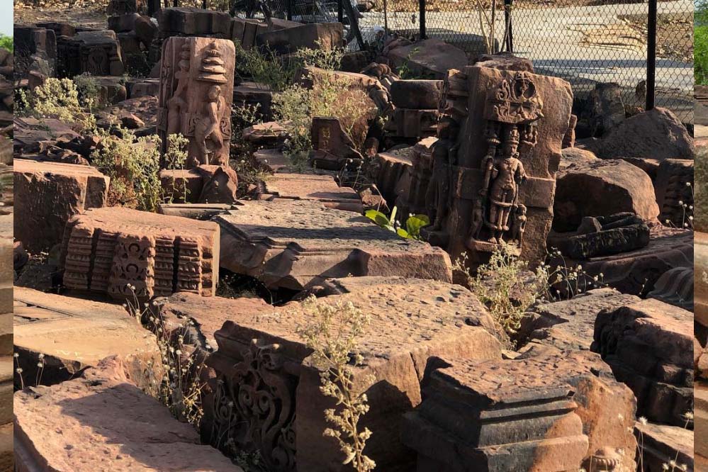 मध्य प्रदेश के आशापुरी गांव में 900 साल पुराने भूतनाथ महादेव मंदिर का पुनर्निर्माण किया जाएगा