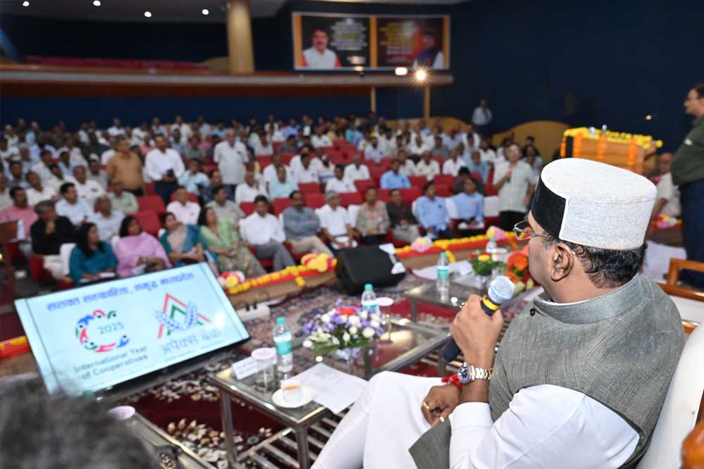 पारदर्शिता, ईमानदारी और नवाचार से मजबूत होगा सहकारी आंदोलन : मंत्री सारंग