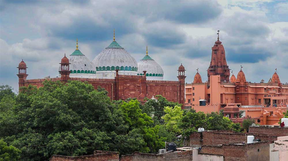 मथुरा ईदगाह पर हिंदू पक्ष को HC से झटका, विवादित ढांचा घोषित करने की अर्जी खारिज