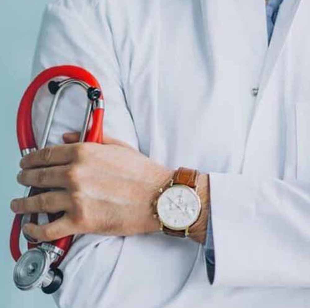 भारत बना NRI का इलाज हब: मेडिकल टूरिज्म में जबरदस्त उछाल, अमेरिका से 10 गुना सस्ता इलाज