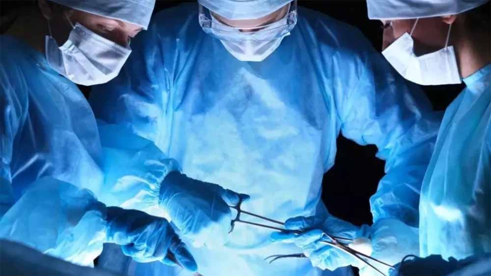 बड़ी सफलता: डॉक्टरों की टीम ने मरीज के पेट से 10.6 किलो वजनी ट्यूमर निकालने में सफलता प्राप्त की