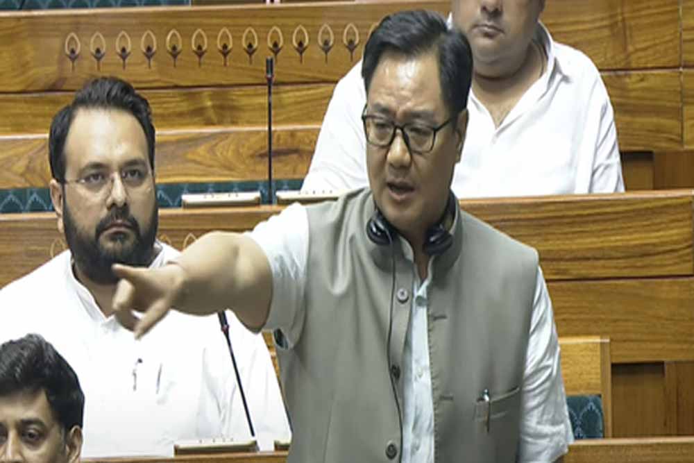 हंगामे से देश का नुक़सान: किरेन रिजिजू का विपक्ष पर तीखा हमला