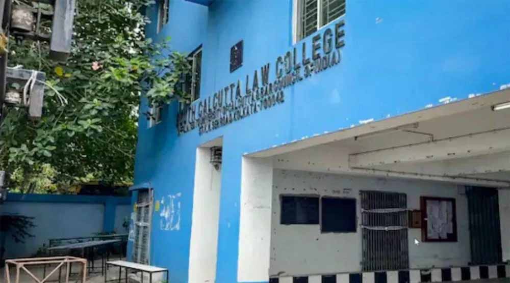 लॉ कॉलेज गैंगरेप केस में कार्रवाई तेज़, तीनों आरोपी निष्कासित, सुरक्षा एजेंसी को नोटिस जारी