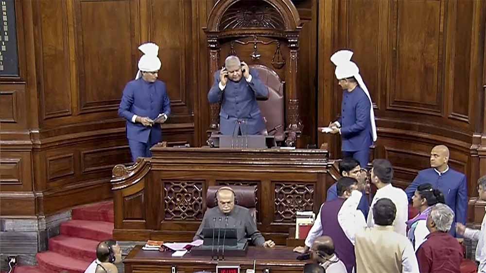 मानसून सत्र में मचेगा सियासी घमासान: जानिए किन मुद्दों पर आमने-सामने होंगे पक्ष-विपक्ष