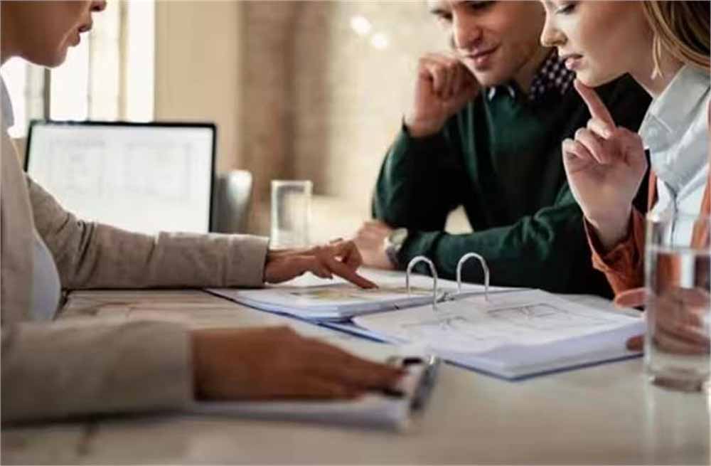 मकान मालिक अपने मकान में किराएदार या पीजी रखते हैं, तो पुलिस की वार्निंग, नहीं किया ये काम होगा सख्त Action