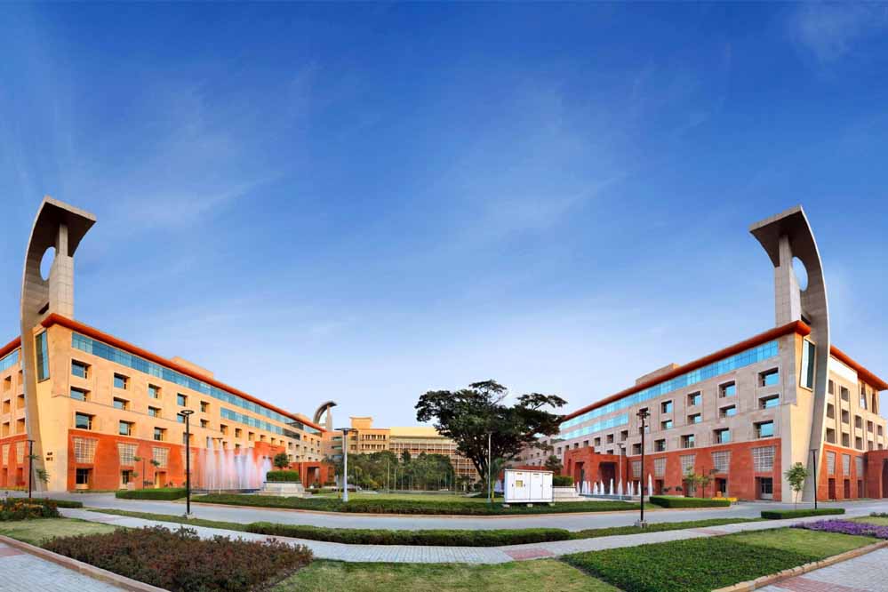 राजस्व प्रकरणों का रिकॉर्ड निराकरण