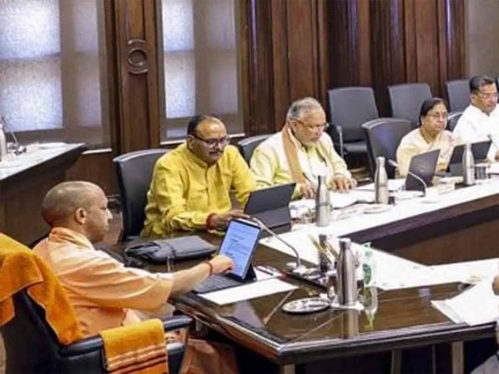 योगी कैबिनेट के बड़े फैसले: 111Km कांवड़ मार्ग, यूपी रोजगार मिशन और JPNIC एलडीए को सौंपा