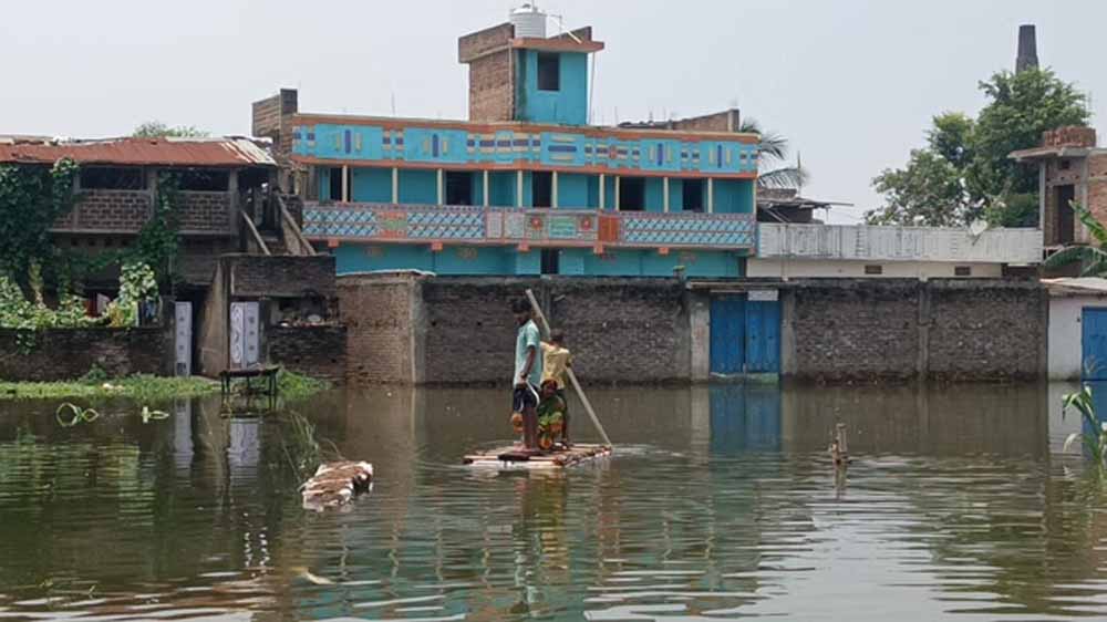 बिहार में भारी बारिश का ऑरेंज अलर्ट, पटना के कई इलाकों में जलभराव से जनजीवन अस्त-व्यस्त