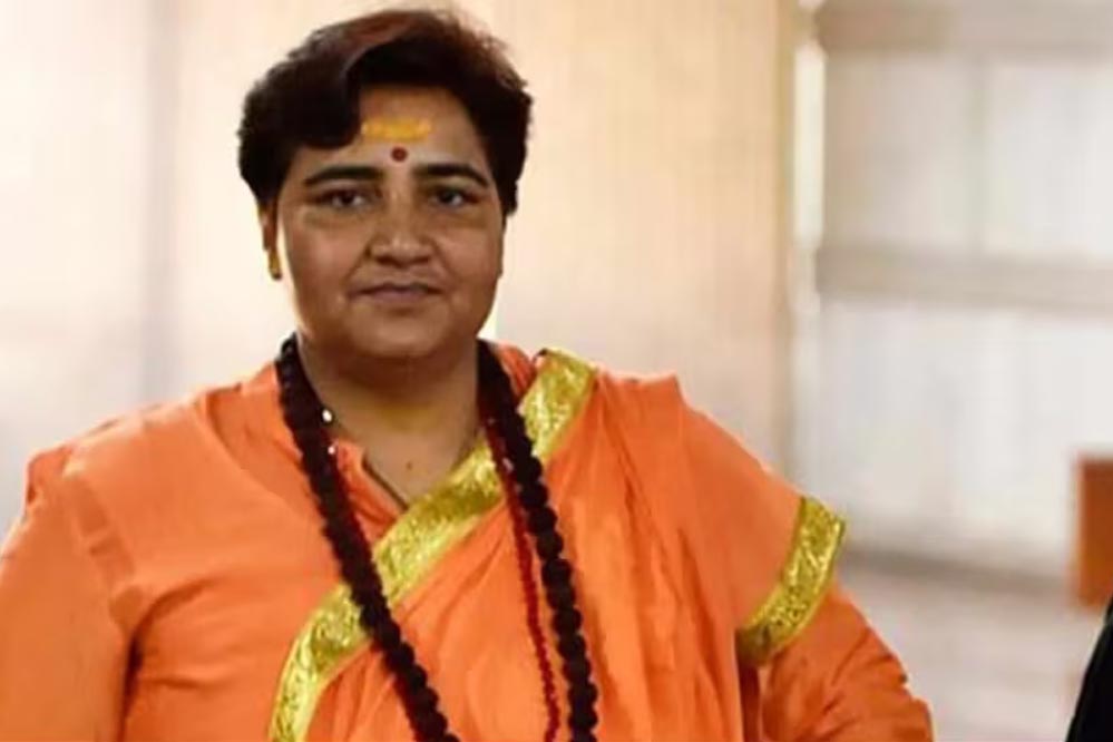 साध्वी प्रज्ञा का बयान- आतंकवाद का रंग हरा होता, मुसलमान आतंकवाद होता है, ये निश्चित है