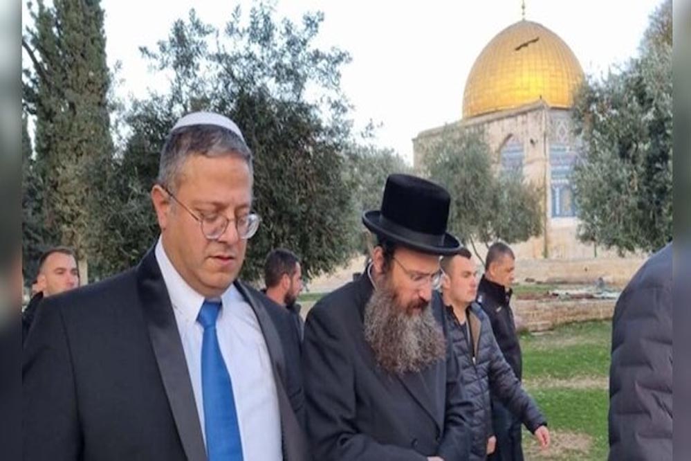 अल अक्सा मस्जिद में इजरायली मंत्री की पूजा पर बवाल, शहबाज शरीफ बोले– ‘ये स्वीकार नहीं’