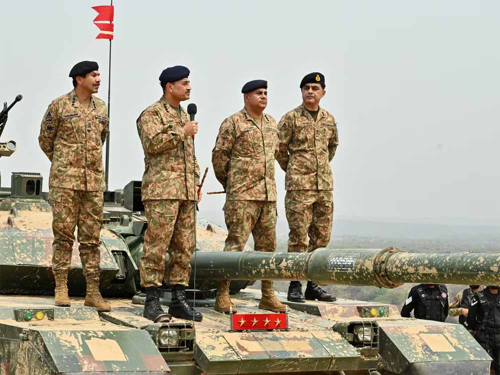 पाकिस्तानी सेना की भारत विरोधी साजिश बेनकाब, आसिम मुनीर की खतरनाक नजर इस हिस्से पर