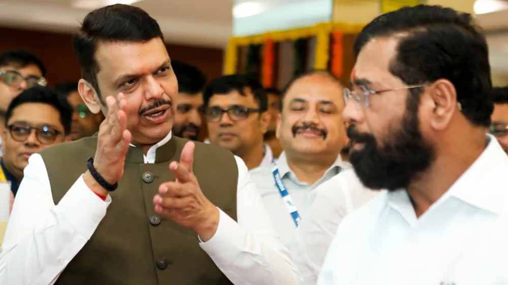 बारिश संकट पर फडणवीस की हाई लेवल मीटिंग, महायुति में फिर शिंदे की गैरमौजूदगी