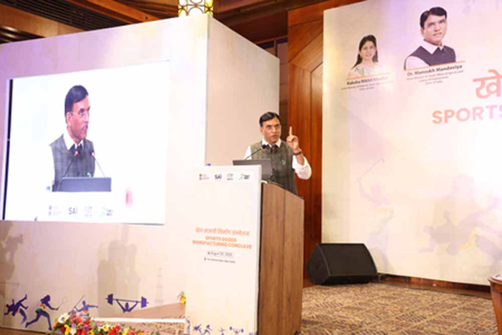 मांडविया बोले – अब वक्त है ‘गर्व से स्वदेशी’ बनने का