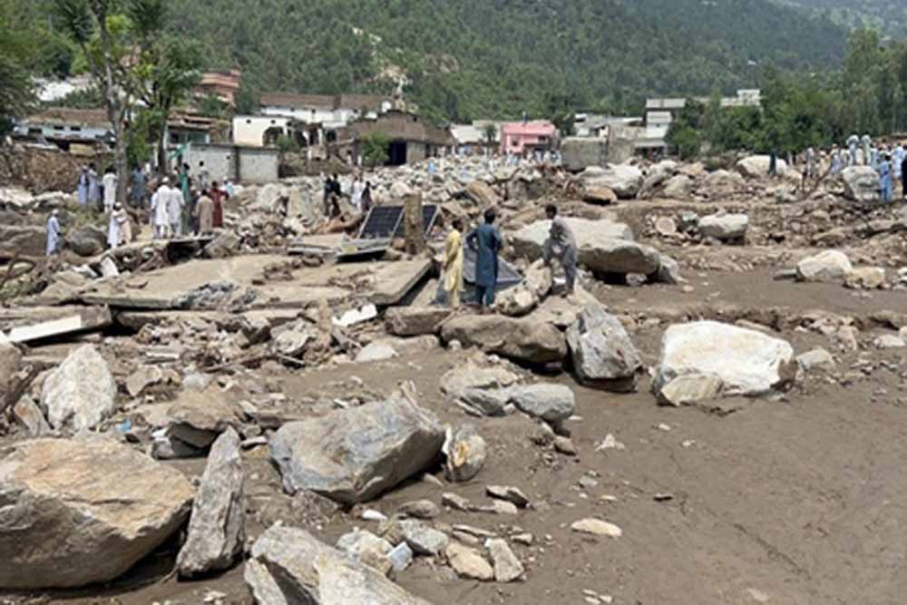 पाकिस्तान में मूसलाधार बारिश का कहर, 657 से अधिक लोगों की मौत