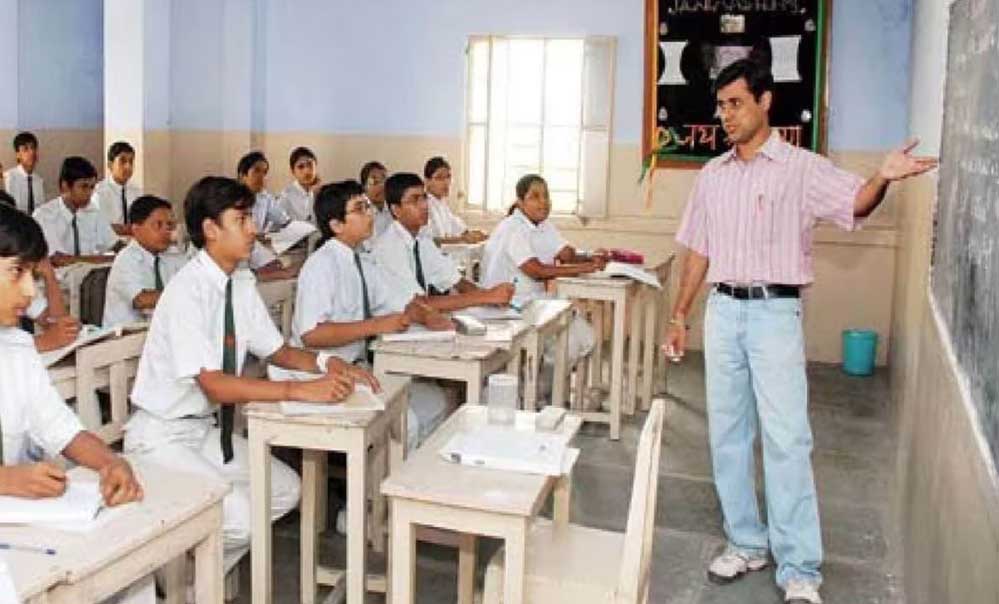 UP TGT-PGT भर्ती में बड़ा बदलाव: बायोलॉजी फिर से शामिल, नई योग्यता हुई लागू