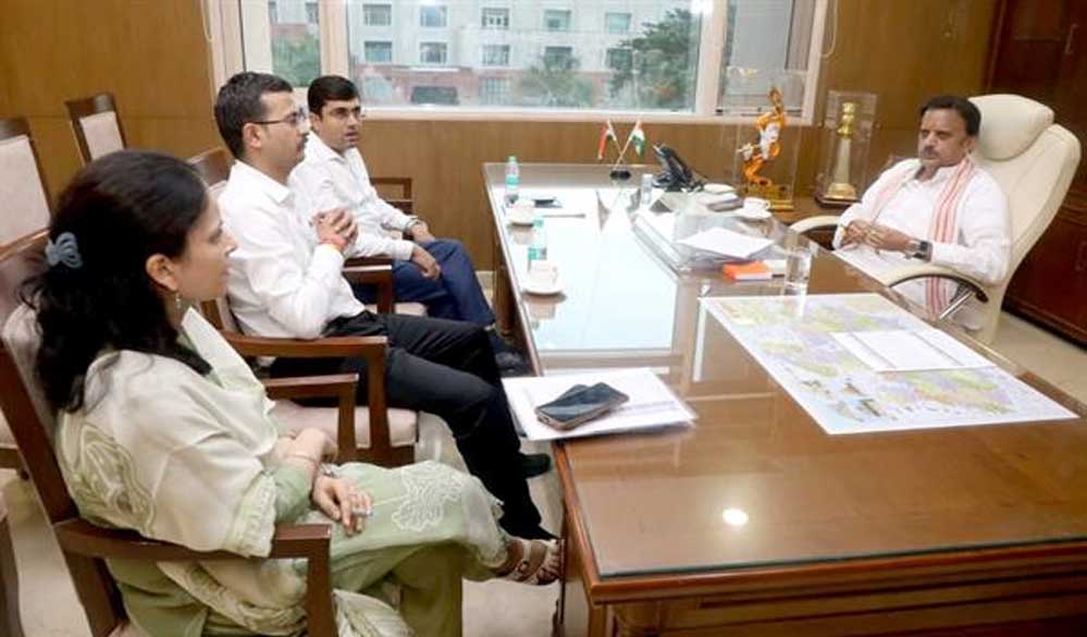 स्वस्थ नारी, सशक्त परिवार अभियान में निजी संस्थानों और सामाजिक संगठनों की सक्रिय भागीदारी सुनिश्चित की जाए : उप मुख्यमंत्री शुक्ल