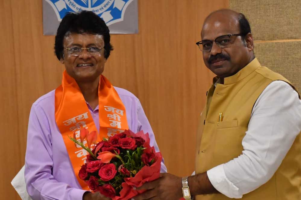 भोपाल क्रिएटिव क्लब का माखनलाल चतुर्वेदी राष्ट्रीय पत्रकारिता एवं संचार विश्वविद्यालय का सौजन्य भ्रमण