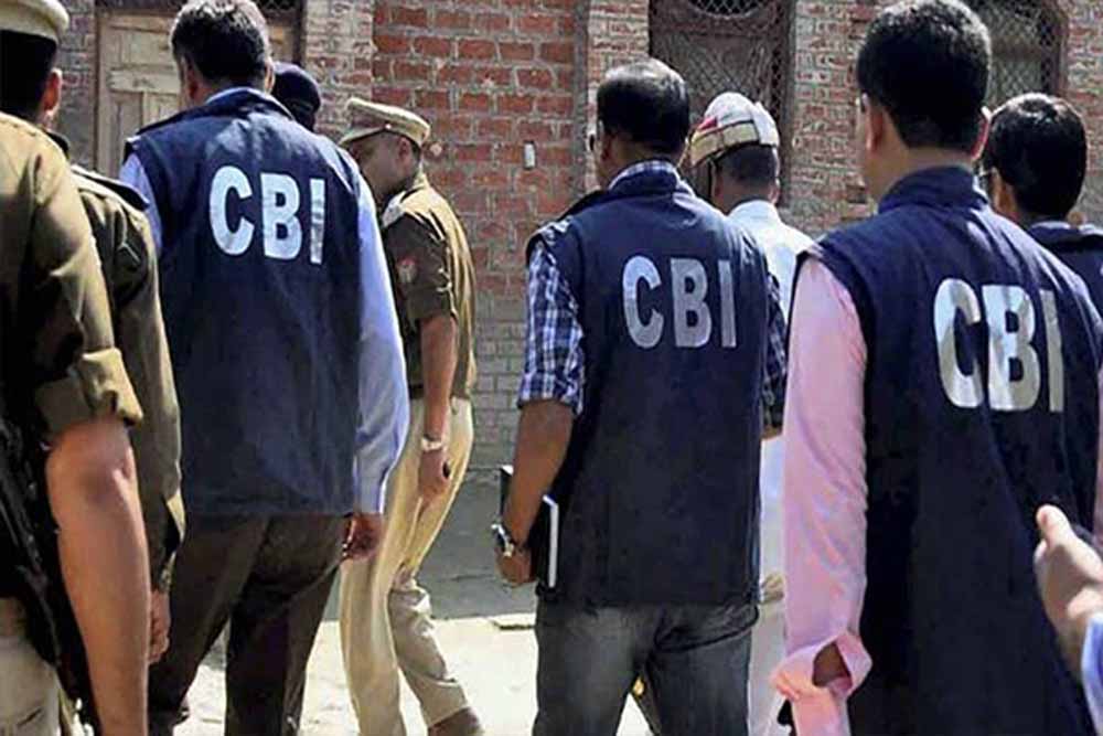 CBI की बड़ी कार्रवाई: EPFO के क्षेत्रीय आयुक्त 1.5 लाख की रिश्वत लेते रंगे हाथ गिरफ्तार