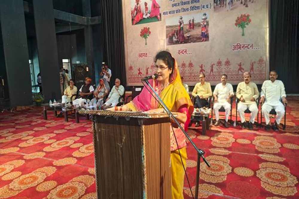 प्रधानमंत्री श्री मोदी और मुख्यमंत्री डॉ. यादव के नेतृत्व में निरंतर आगे बढ़ रहा है घुमंतू समाज: राज्यमंत्री गौर