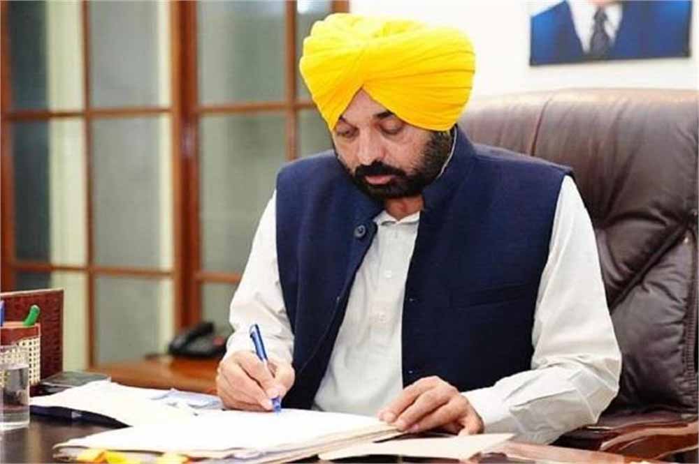 सीएम मान का बड़ा ऐलान: बाढ़ प्रभावित परिवारों को तुरंत मिलेगी लाखों की मदद