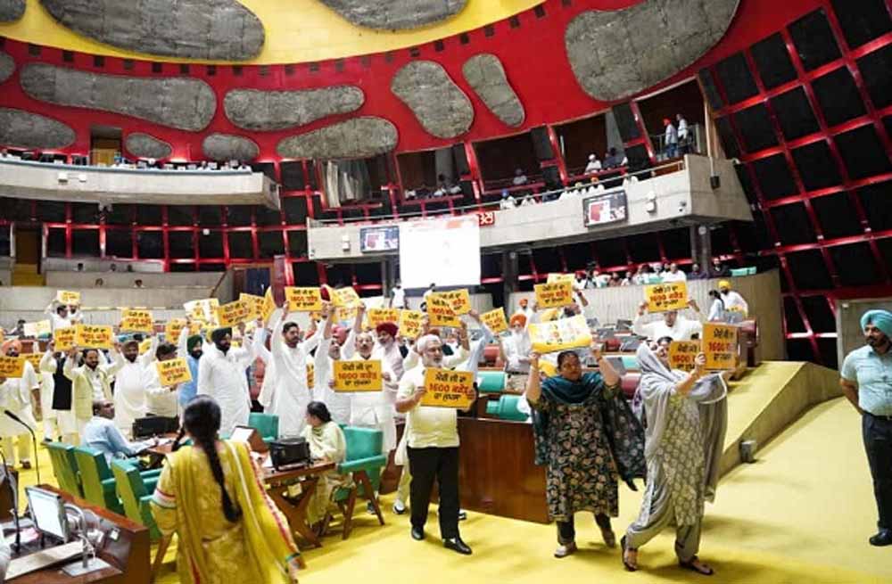 मान सरकार का केंद्र पर हमला: राहत पैकेज को बताया जुमला