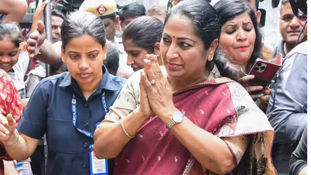 छठ पर्व पर सीएम रेखा गुप्ता का ऐतिहासिक निर्णय: दिल्ली में यमुना के दोनों किनारों पर होगी पूजा