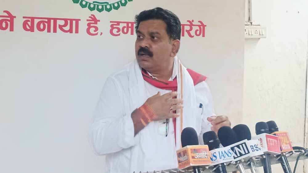 21 नक्सलियों के आत्मसमर्पण का गृह मंत्री विजय शर्मा ने किया स्वागत, कहा- निर्धारित समय तक समाप्त होगा नक्सलवाद