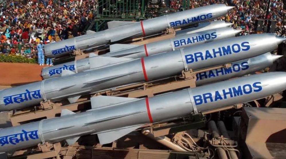 ऑपरेशन सिंदूर: पाकिस्तान में आतंकियों के ठिकानों पर ब्रह्मोस और राफेल की मार, मची तबाही