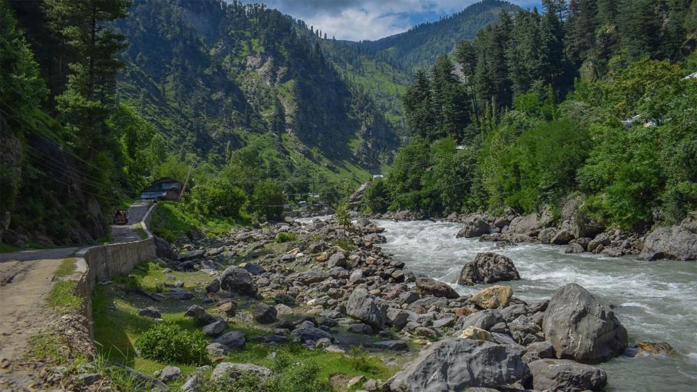 भारत के बाद अब अफगानिस्तान ने भी पाकिस्तान को दी चुनौती, कुनार नदी पर बांध बनाने की योजना