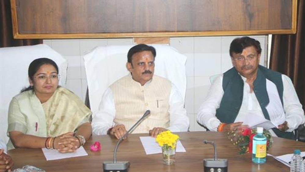 उप मुख्यमंत्री शुक्ल ने150 बेड के नवीन हास्पिटल का निर्माण अक्टूबर 2026 तक पूरा करने के निर्देश