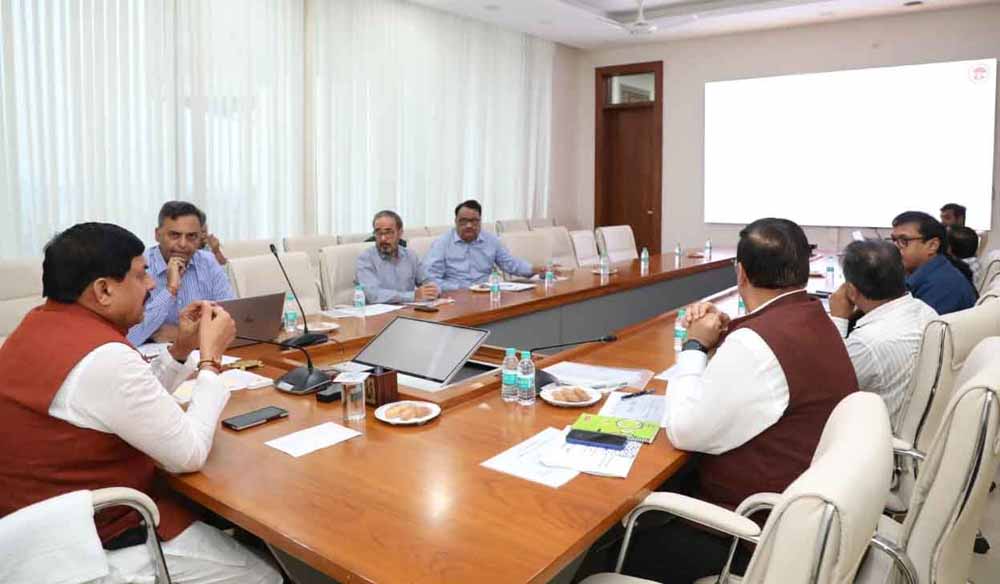 किसानों को भावांतर योजना से जुड़ी सम्पूर्ण प्रक्रिया में कोई असुविधा न आने दें : मुख्यमंत्री यादव