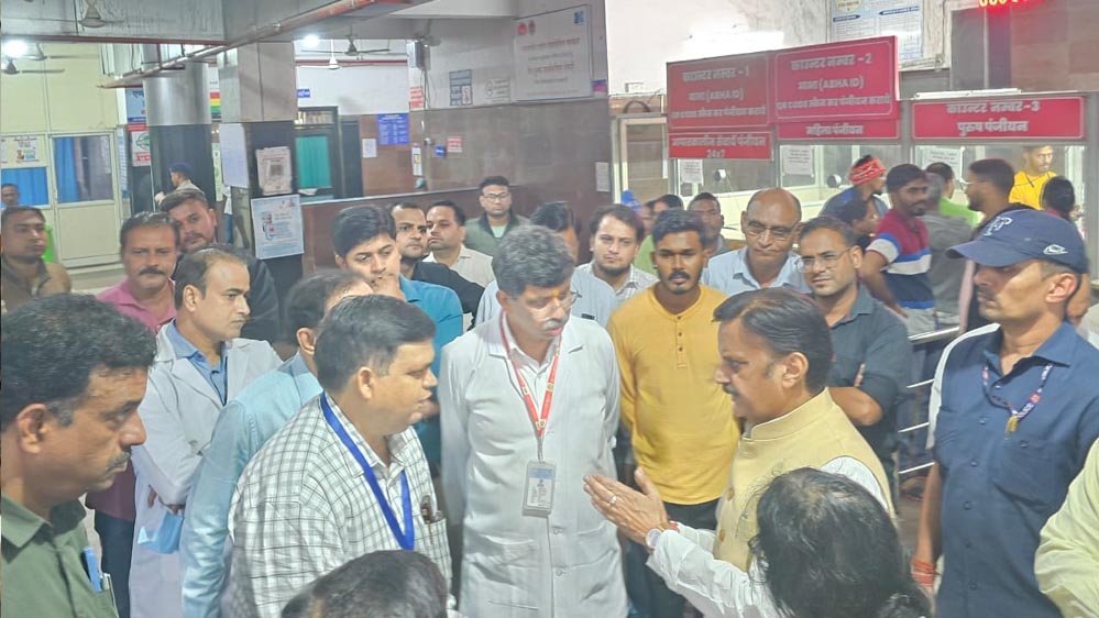 जेपी अस्पताल के नवनिर्मित भवन में शीघ्र चिकित्सा सेवाएं प्रारंभ करें: उप मुख्यमंत्री  शुक्ल