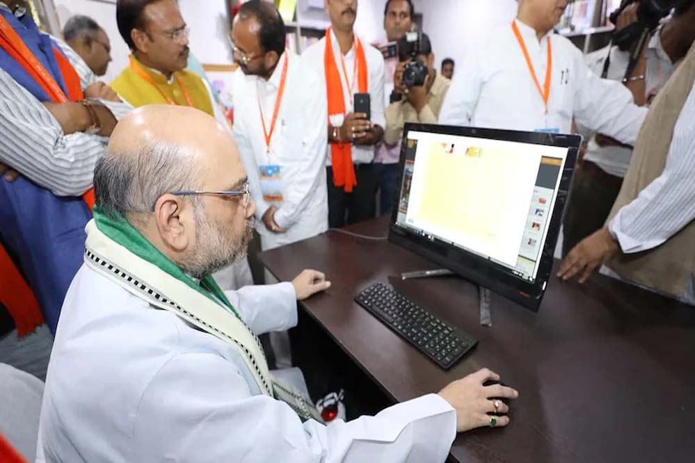 अमित शाह ने बदली अपनी ईमेल आईडी, अब इस्तेमाल करेंगे स्वदेशी Zoho Mail – फाउंडर ने दिया दिलचस्प जवाब