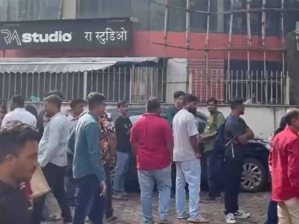 मुंबई में हड़कंप! बच्चों को बंधक बनाने वाले आरोपी का पुलिस एनकाउंटर, मौके पर ढेर