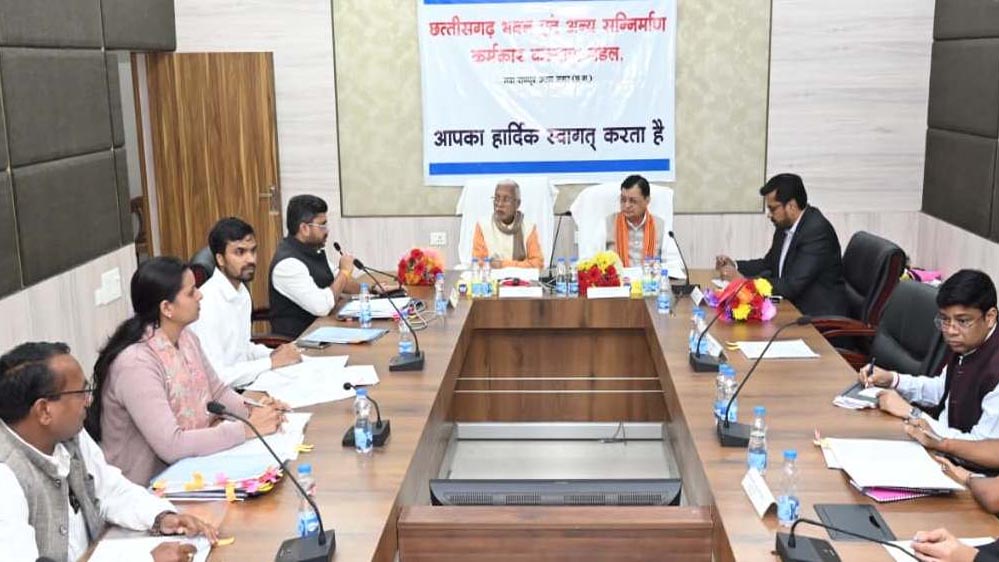 रायपुर : मॉडल लेबर चौक एवं डिजिटल लेबर चौक का निर्माण कराने का निर्णय