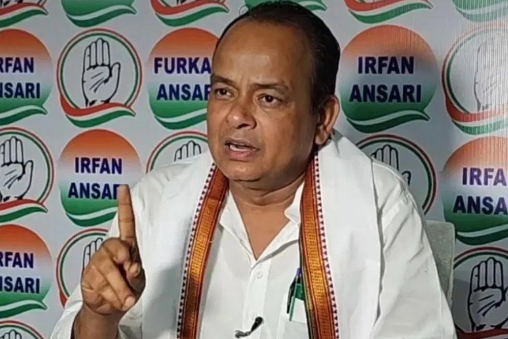 SIR पर  स्वास्थ्य मंत्री इरफान अंसारी के बयान पर EC का एक्शन, BLO बंद करने की मांग पर दी सफाई