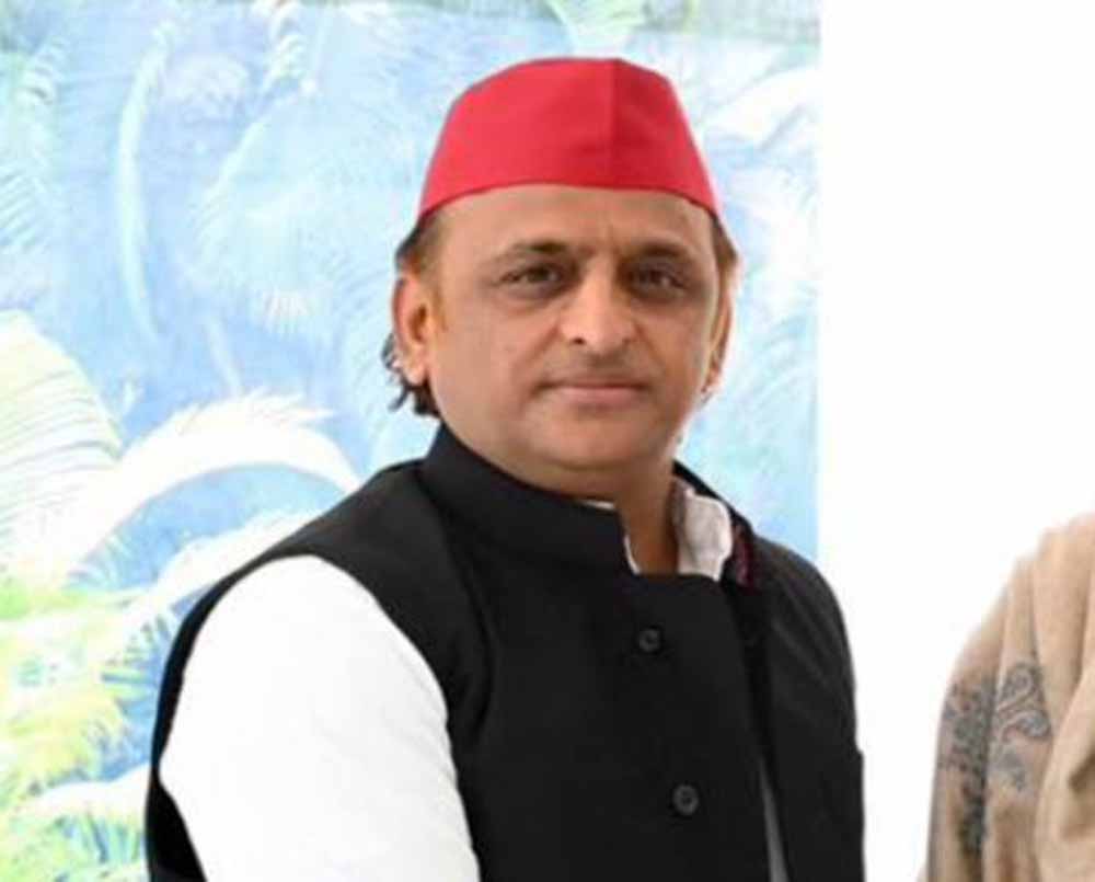 अखिलेश यादव का बीजेपी पर वार: लोकतंत्र नहीं, लूटतंत्र चला रही सरकार