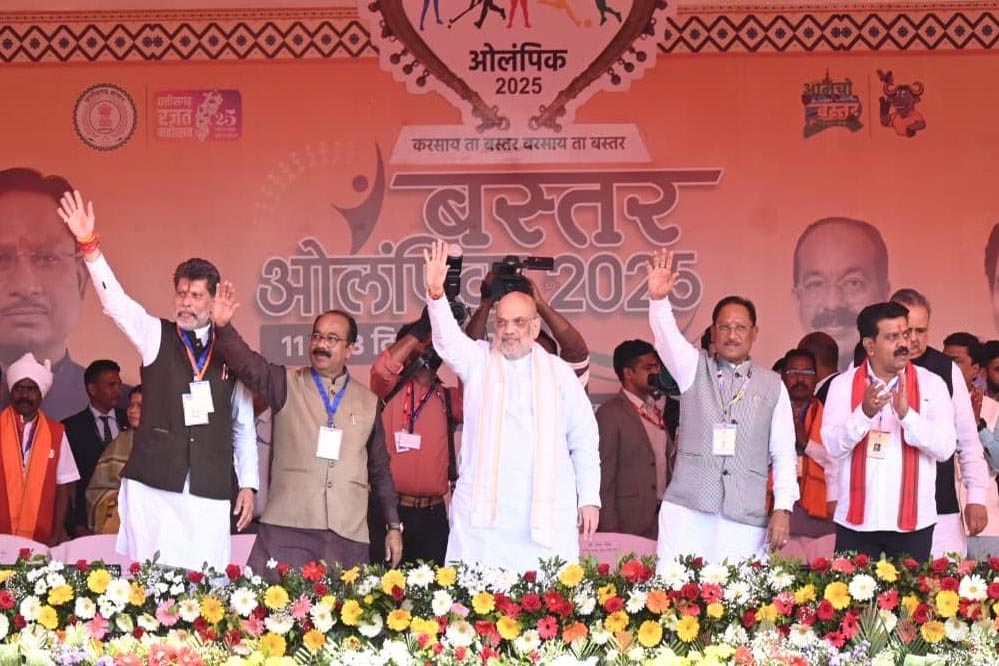 रायपुर : नक्सलवाद के उन्मूलन के साथ-साथ बस्तर में मूलभूत सुविधाओं का तेजी से हो रहा विकास – मुख्यमंत्री विष्णुदेव साय