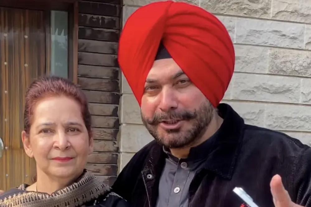 नवजोत कौर के बयान ने कांग्रेस को संकट में डाला, सिद्धू की वापसी पर उठे सवाल