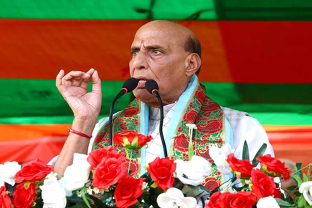 दुनिया अब ध्यान से सुनती है भारत की आवाज़, भारत की बात में है दम: राजनाथ सिंह