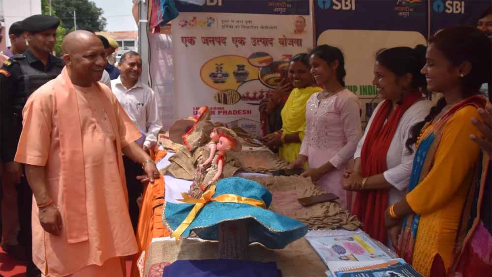 ‘स्किल्ड’ हो रहा उत्तर प्रदेश, लाखों युवाओं के हुनर को मिल रहा हौसला